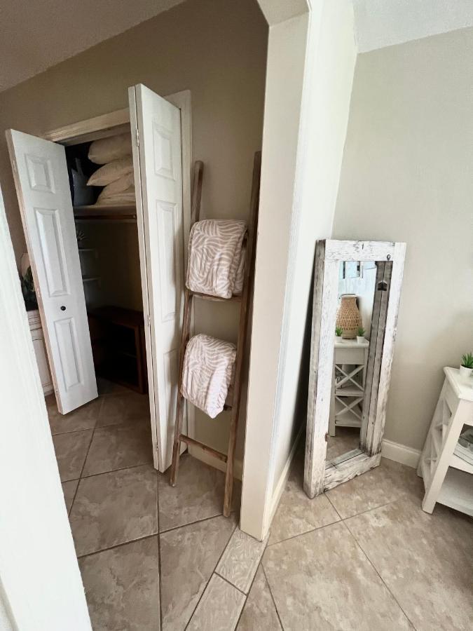 Beach Oasis 704 Lovely Daytona Ocean Front For 5 Sleeps Up To 12 Daytona Beach Luaran gambar