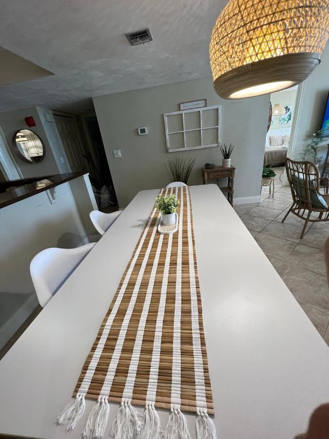 Beach Oasis 704 Lovely Daytona Ocean Front For 5 Sleeps Up To 12 Daytona Beach Luaran gambar