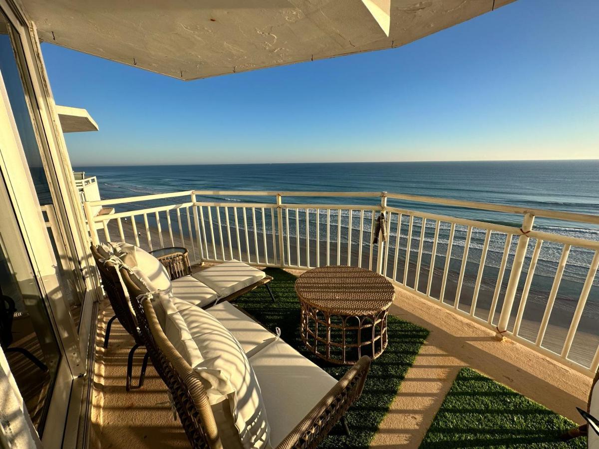Beach Oasis 704 Lovely Daytona Ocean Front For 5 Sleeps Up To 12 Daytona Beach Luaran gambar